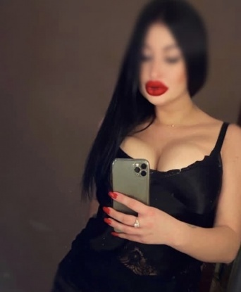 Проститутка Седъю : Софья
